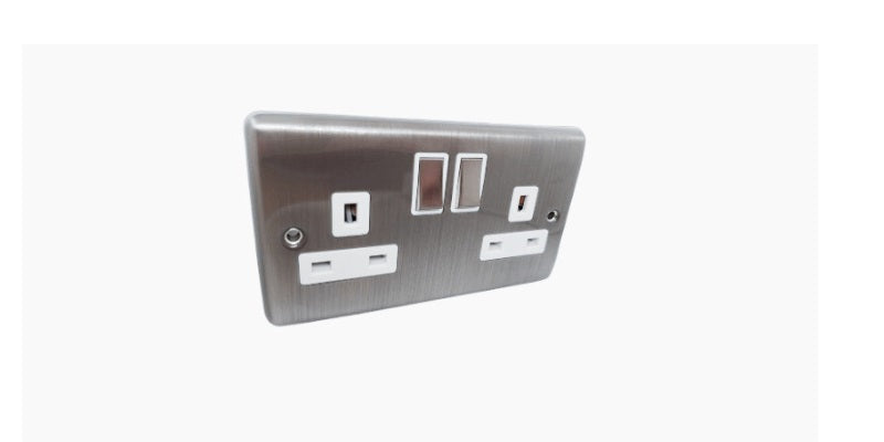 BRUSHED CHROME 2 GANG SWITCHED SOCKET B/CHROME WHITE - 07BCW image 0